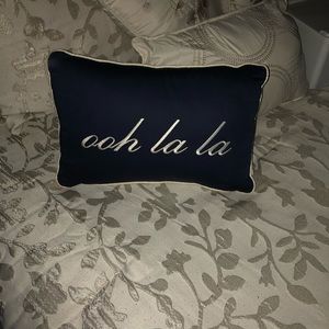 Kate Spade accent pillow.